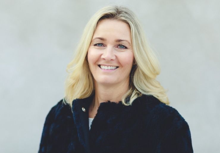 Anne Berit Figenschau er ansatt som ny regiondirektør i Innovasjon Norge Arktis.  - Jeg brenner for at vi skal utnytte de enorme mulighetene som ligger i Troms, Finnmark og Svalbard