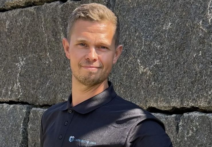Larvikittblokka kjøper Rocks of Norway Larvikittblokka har kjøpt Rocks of Norway, og samler dermed to ledende aktører innen bearbeiding av larvikitt i et grep som styrker norsk natursteins konkurransekraft.