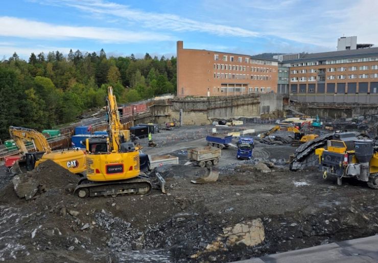 Consto signerte nylig ny hovedentreprisekontrakt med Helse Sør-Øst RHF for grunnarbeider ved Nye Rikshospitalet. Dette er den fjerde kontrakten Consto har vunnet i tilknytning til byggingen av det nye sykehuset. 