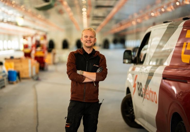 BB Elektro søker enda en elektriker til laget i Ryfylke. Her får du varierte arbeidsdager, ansvar, frihet til å påvirke egen hverdag og for riktig person kan medeierskap bli aktuelt på sikt.