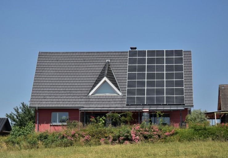 30 organisasjoner ber om milliardløft for energitiltak i bygg 30 organisasjoner ber regjeringen om en tydeligere og større satsing på energieffektivisering og lokal energiproduksjon i bygg i statsbudsjettet for 2027. Innspillet er sendt til Statsministerens kontor og flere