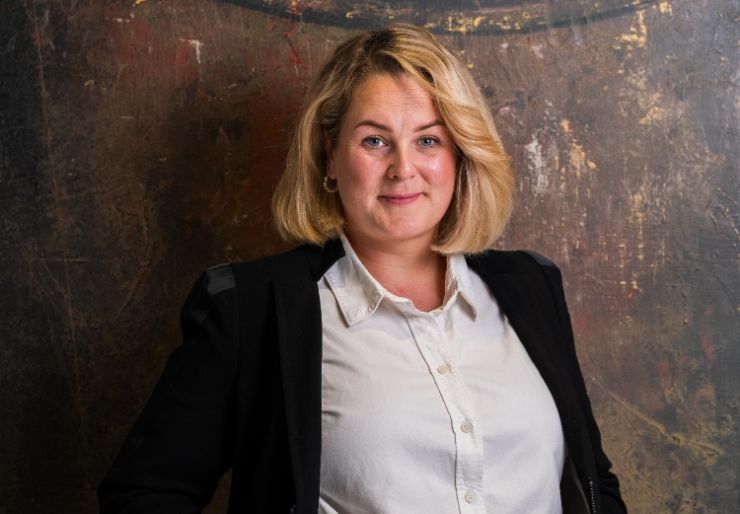 ny regional fargesjef i Jotun Maria Horgen er ny regional fargesjef i Jotun 1. oktober 2025 startet Maria Horgen som ny fargesjef i Jotun for regionen Europa og Sentral-Asia (ECA). Med en dyp lidenskap for farger og design skal Maria lede Jotuns fargeretning på tvers av markedene.