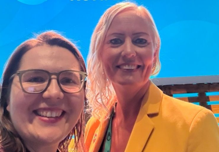 Mariya Simon og Sveriges sirkulære dronningen, Elin Bergman. Foto: Privat