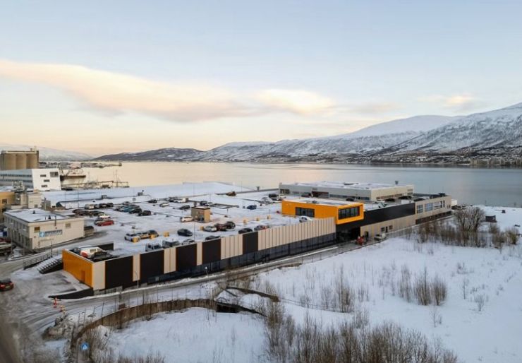 GK skal levere de tekniske anleggene til et nytt arkiv i eksisterende bygningsmasse i Tromsø. Prosjektet stiller strenge krav til temperatur, luftfuktighet, brannsikkerhet og samspill mellom de tekniske fagene. Den tekniske entreprisen er på rundt 15 mill