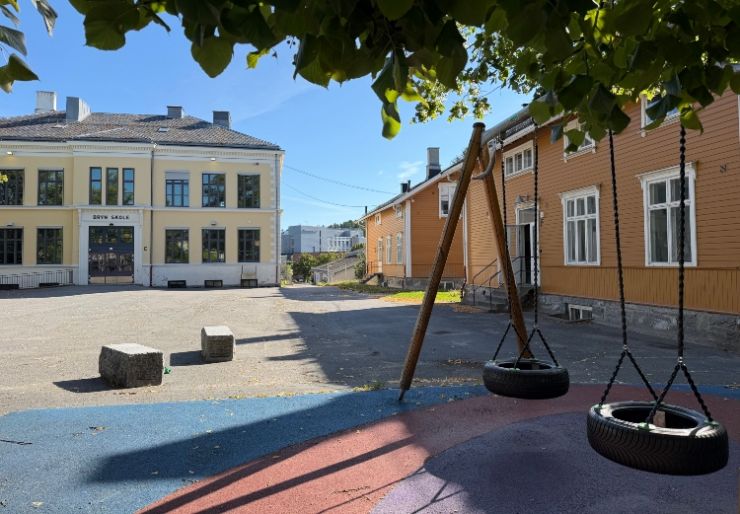 Oslobygg skal rehabilitere det bevaringsverdige hovedbygget og de to sveitservillaene fra 1900 med nytt teknisk anlegg, etterisolering og universell tilgjengelighet.