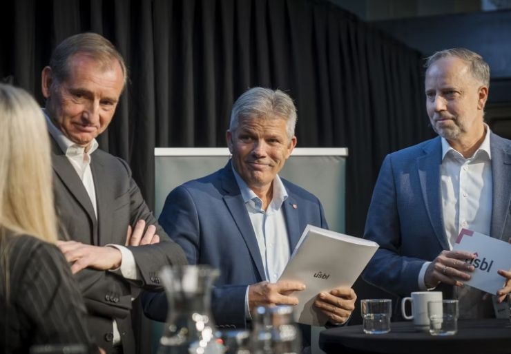 Usbl har overlevert 5 132 signaturer til kommunal- og distriktsminister Bjørnar Skjæran. Oppropet, «Redd boligdrømmen», er et tydelig uttrykk for folkelig engasjement.