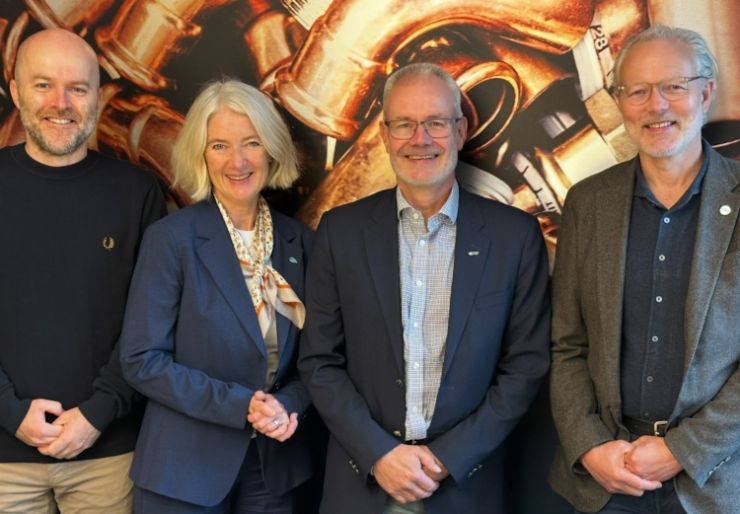 Nye salgs- og leveringsvilkår for VVS og VA fra 15. september RørNorge, VVP, VKE og Norsk Varmepumpeforening lanserer nye felles salgs- og leveringsbetingelser for VA, VVS, kulde og varmepumper. FL-VA/VVS/Kulde 2026 erstatter 2023-versjonen fra 15. september og er blant annet bedre tilpasset NS 8411.