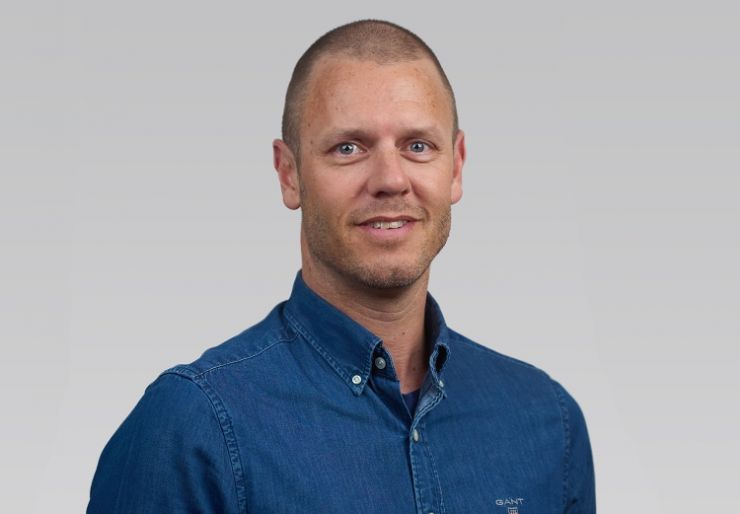 Ny sjef for Skanska Husfabrikken Henning Hamland er ansatt som ny Administrerende Direktør for Skanska Husfabrikken. Han kommer fra stillingen som Vice President Production Technology i Aker Solutions på Verdal.