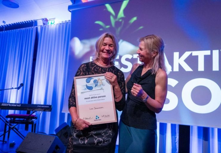 Juryen trekker blant annet frem hennes arbeid i VASK-nettverket for større kommuner, deltakelse i styringsgrupper og arbeidsgrupper, og flere år som både medlem og leder av Norsk Vanns Samfunnskomité.