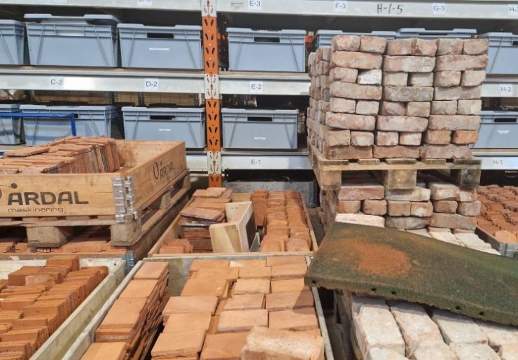 SINTEF samler 25+ aktører for ombruksløft Et nytt Grønn Plattform-prosjekt ledet av SINTEF samler over 25 aktører fra hele verdikjeden for å utvikle sirkulære og skalerbare løsninger for ombruk av byggevarer.